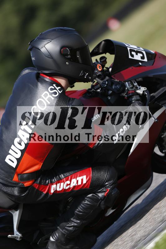 /45 10.08.2025 Plüss Moto Sport ADR/Einsteiger/330